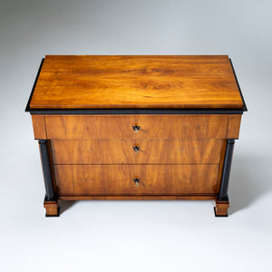 Franconian Biedermeier Chest of Drawers, circa 1820