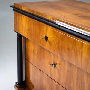 Franconian Biedermeier Chest of Drawers, circa 1820