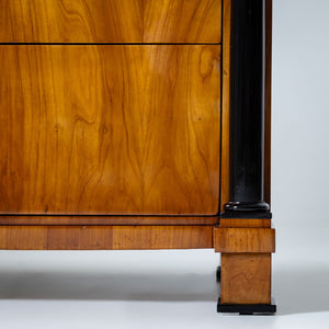 Franconian Biedermeier Chest of Drawers, circa 1820