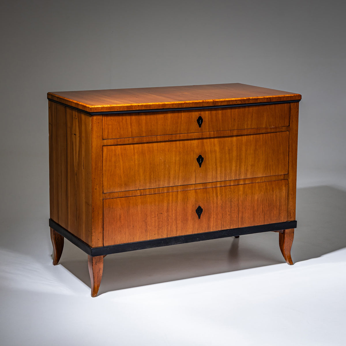 Biedermeier Chest of Drawers, Southern Germany, circa 1820