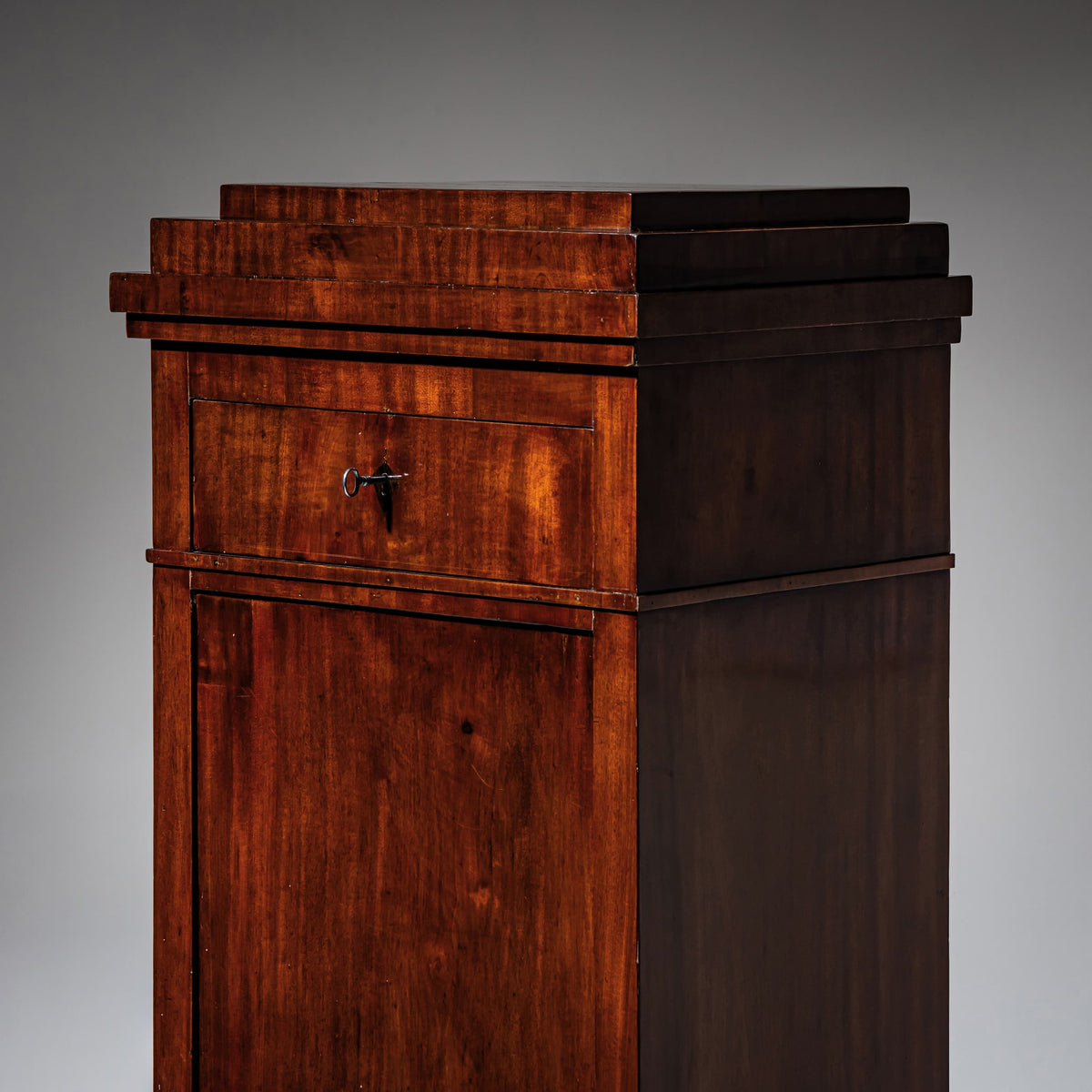 Norddeutscher Pfeilerschrank, 1820