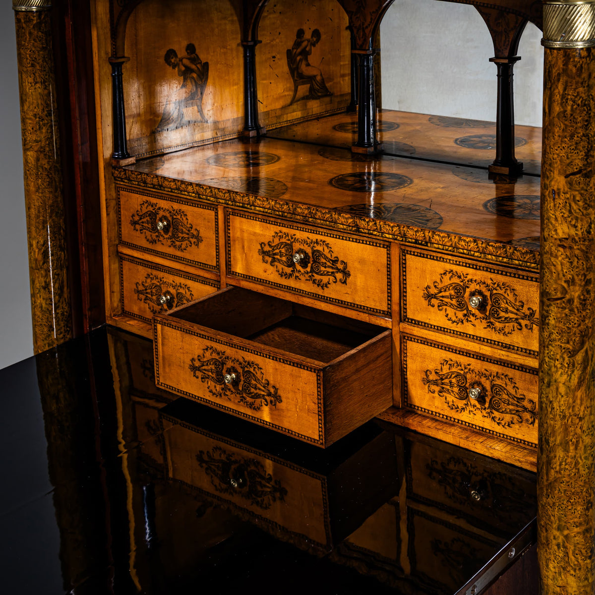 Biedermeier-Sekretär mit Umdrucktechnik, Johann Georg Hiltl (1771–1845), München, um 1825