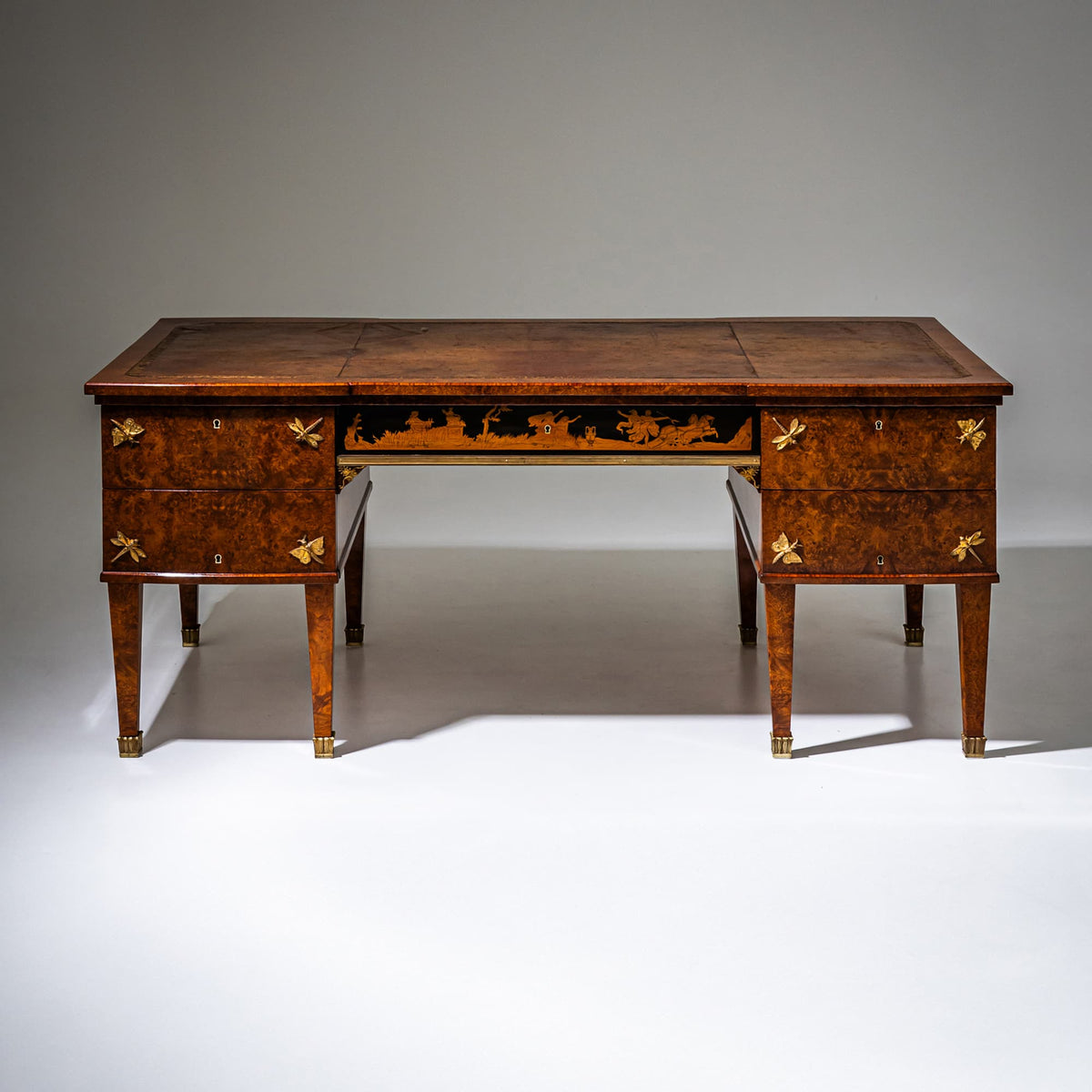 Thuya Burl Bureau Plat, Italy, circa 1900
