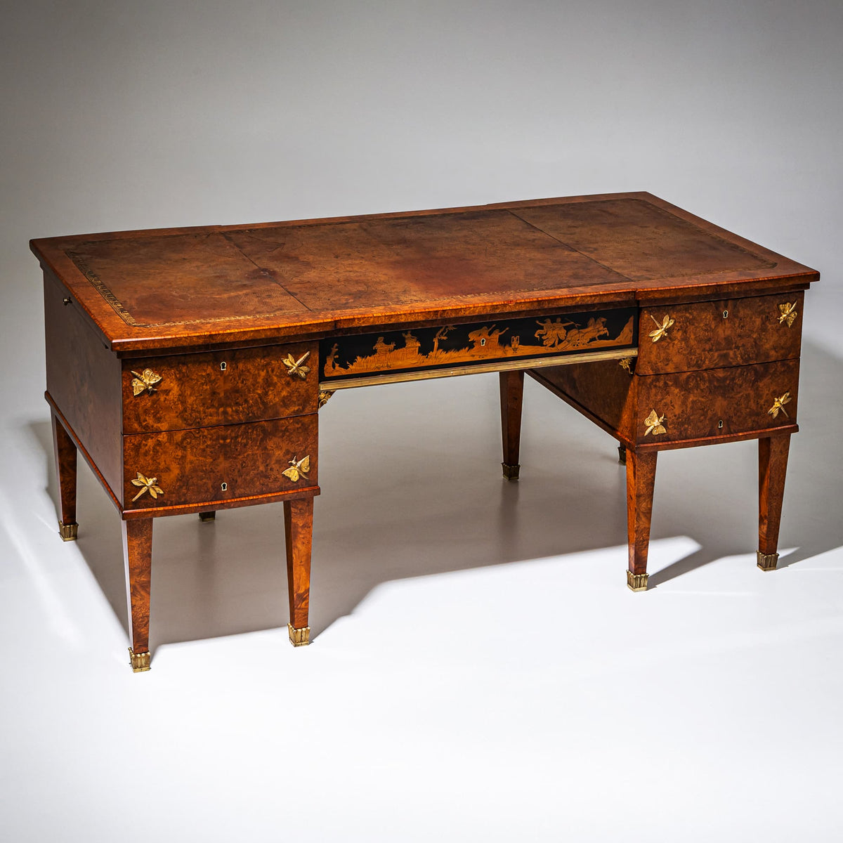 Thuya Burl Bureau Plat, Italy, circa 1900