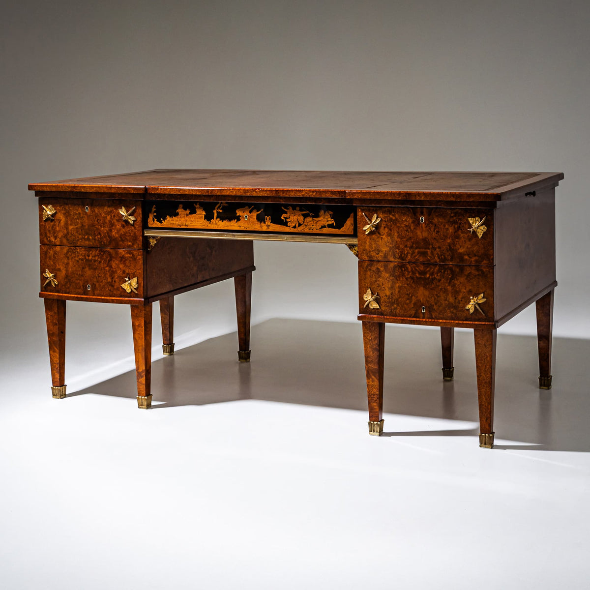 Thuya Burl Bureau Plat, Italy, circa 1900