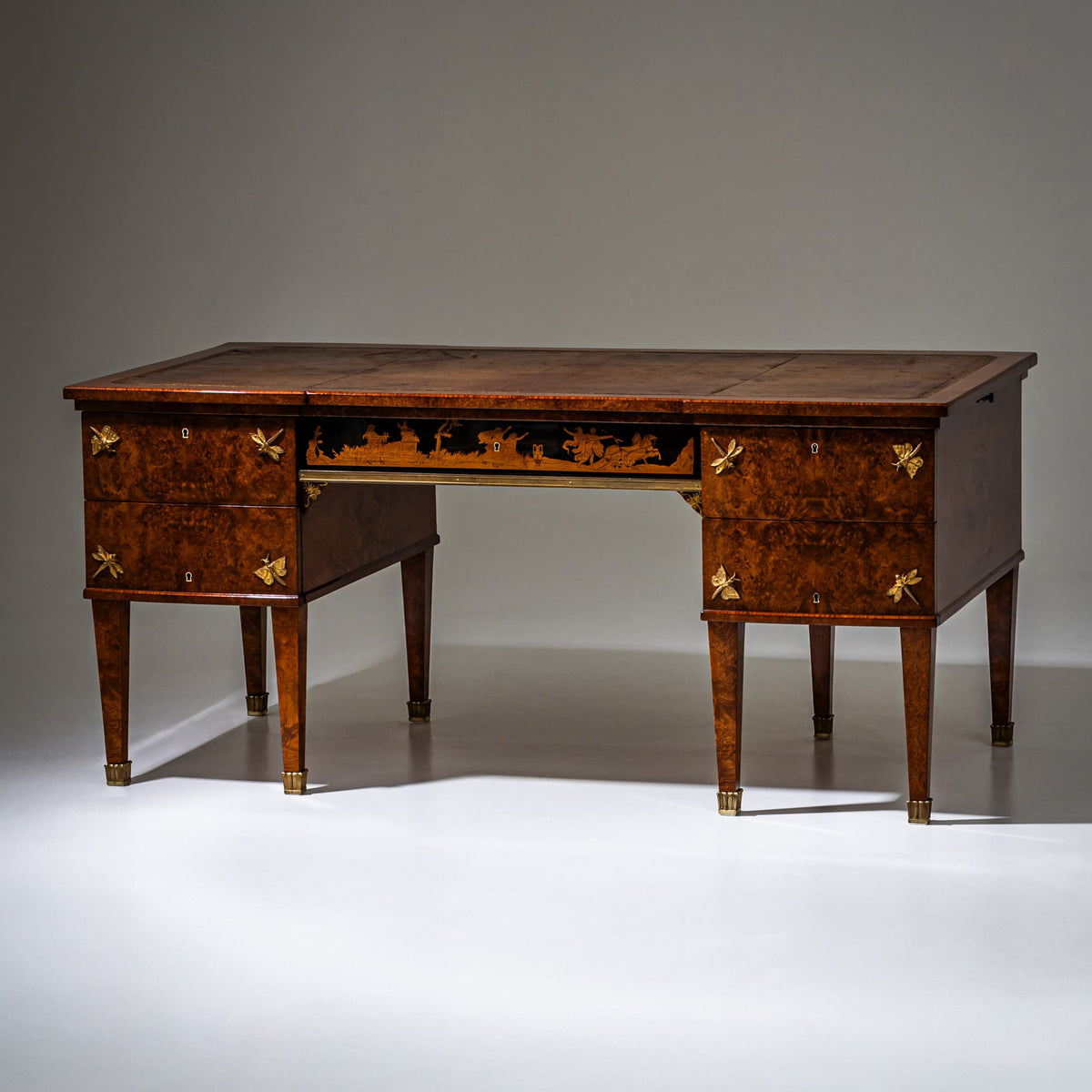 Thuya Burl Bureau Plat, Italy, circa 1900
