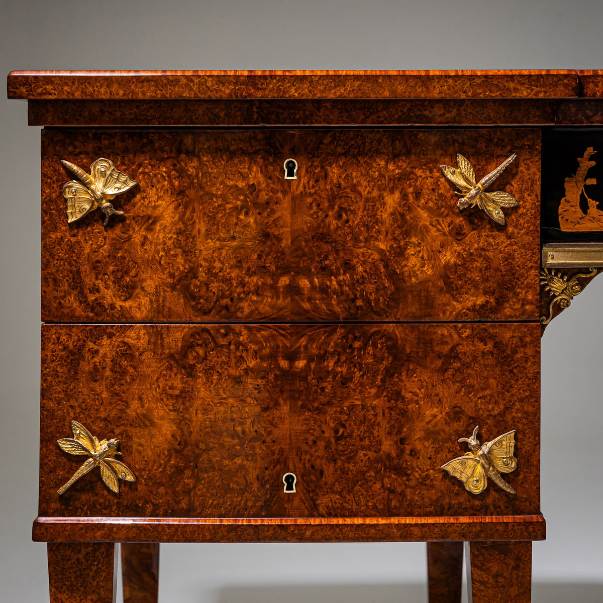 Thuya Burl Bureau Plat, Italy, circa 1900