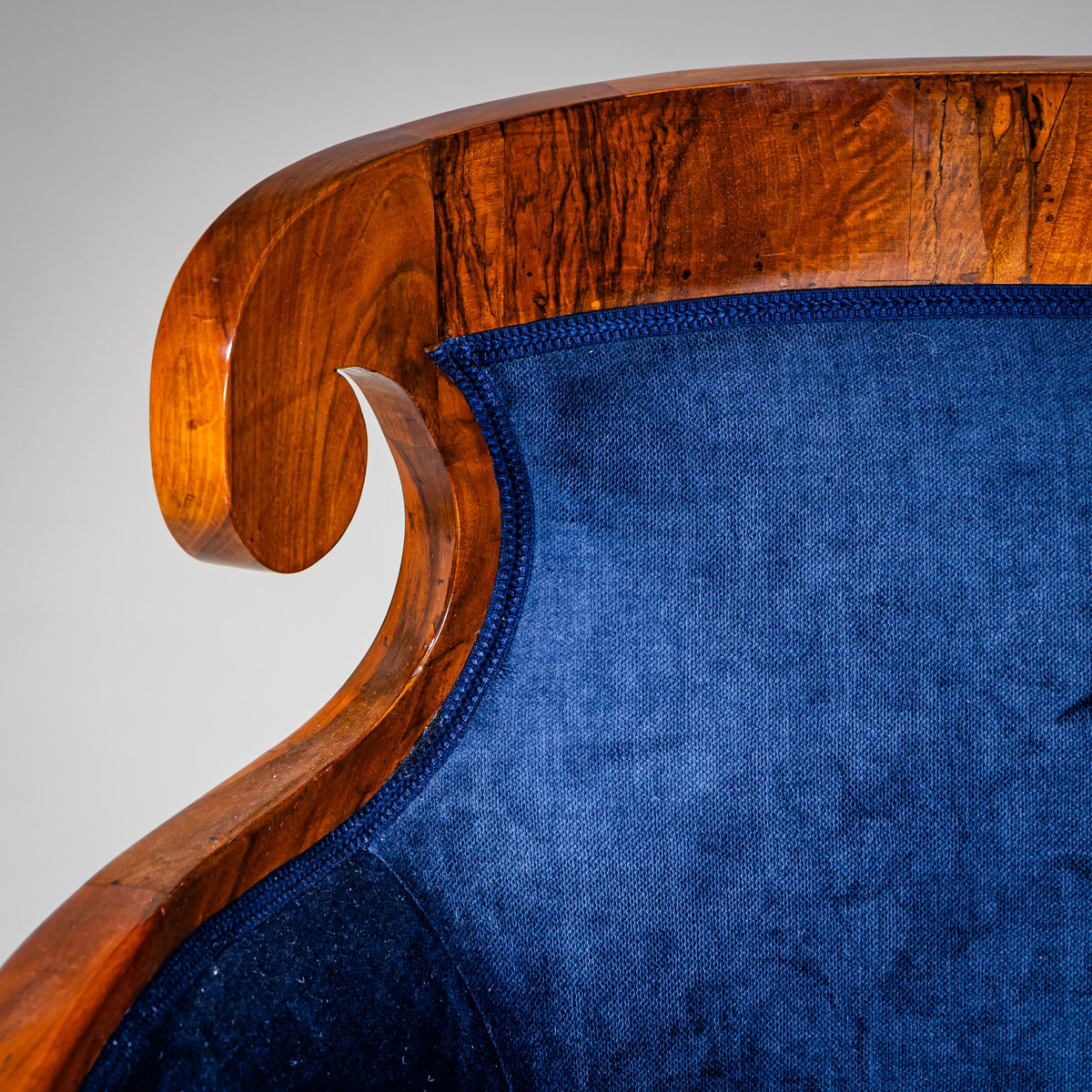 Biedermeier Sofa in Walnut, Austria, circa 1830