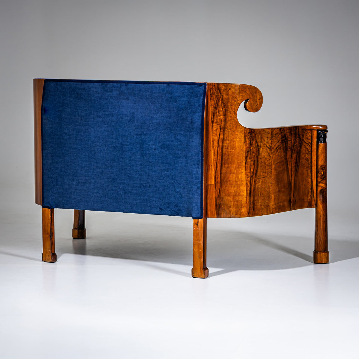Biedermeier Sofa in Walnut, Austria, circa 1830