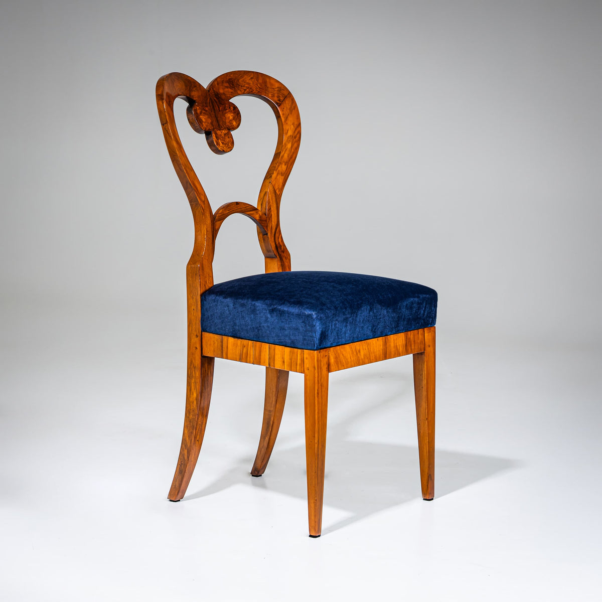 Biedermeier Side Chairs in Walnut, Austria, circa 1830