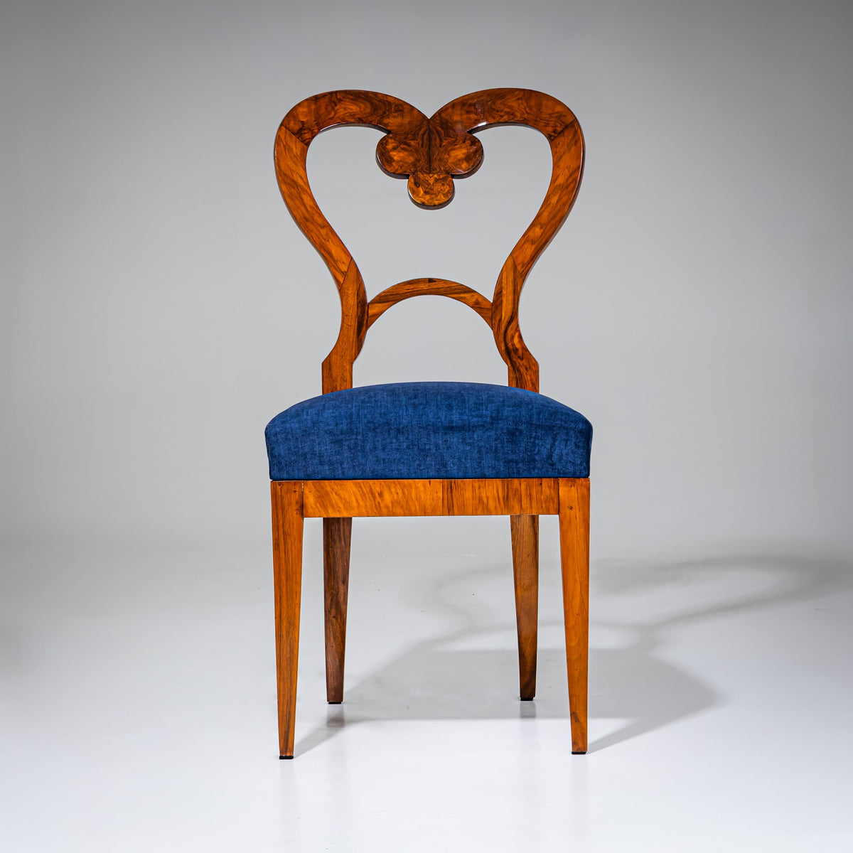 Biedermeier Side Chairs in Walnut, Austria, circa 1830