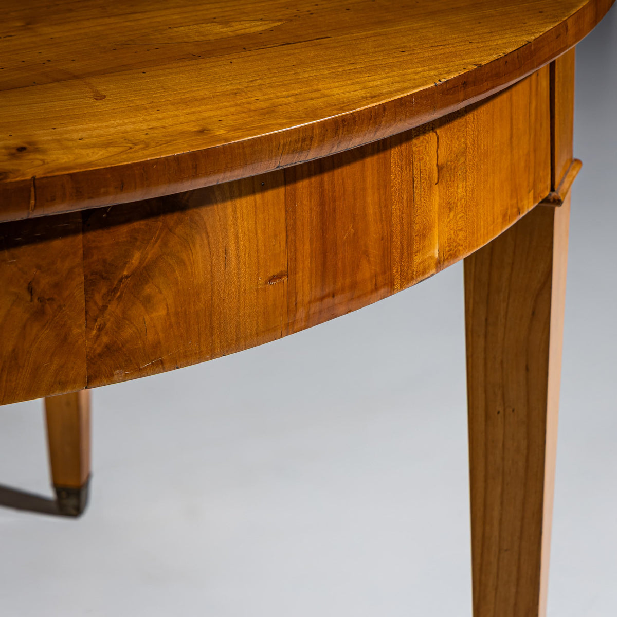Biedermeier Tisch