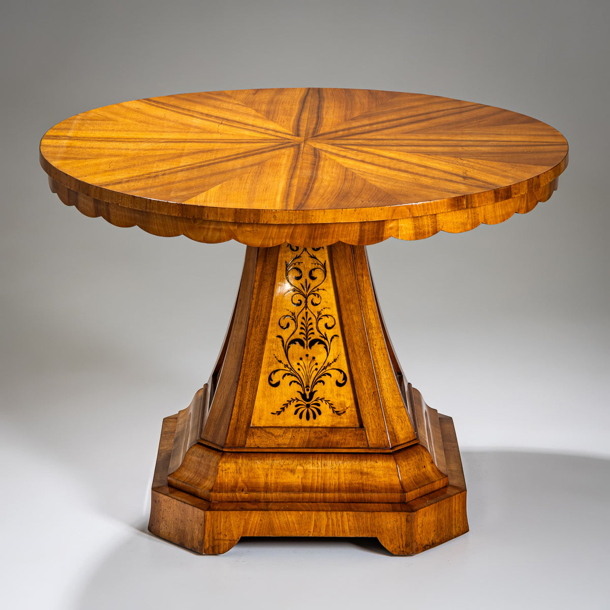 Biedermeier Salontisch um 1830