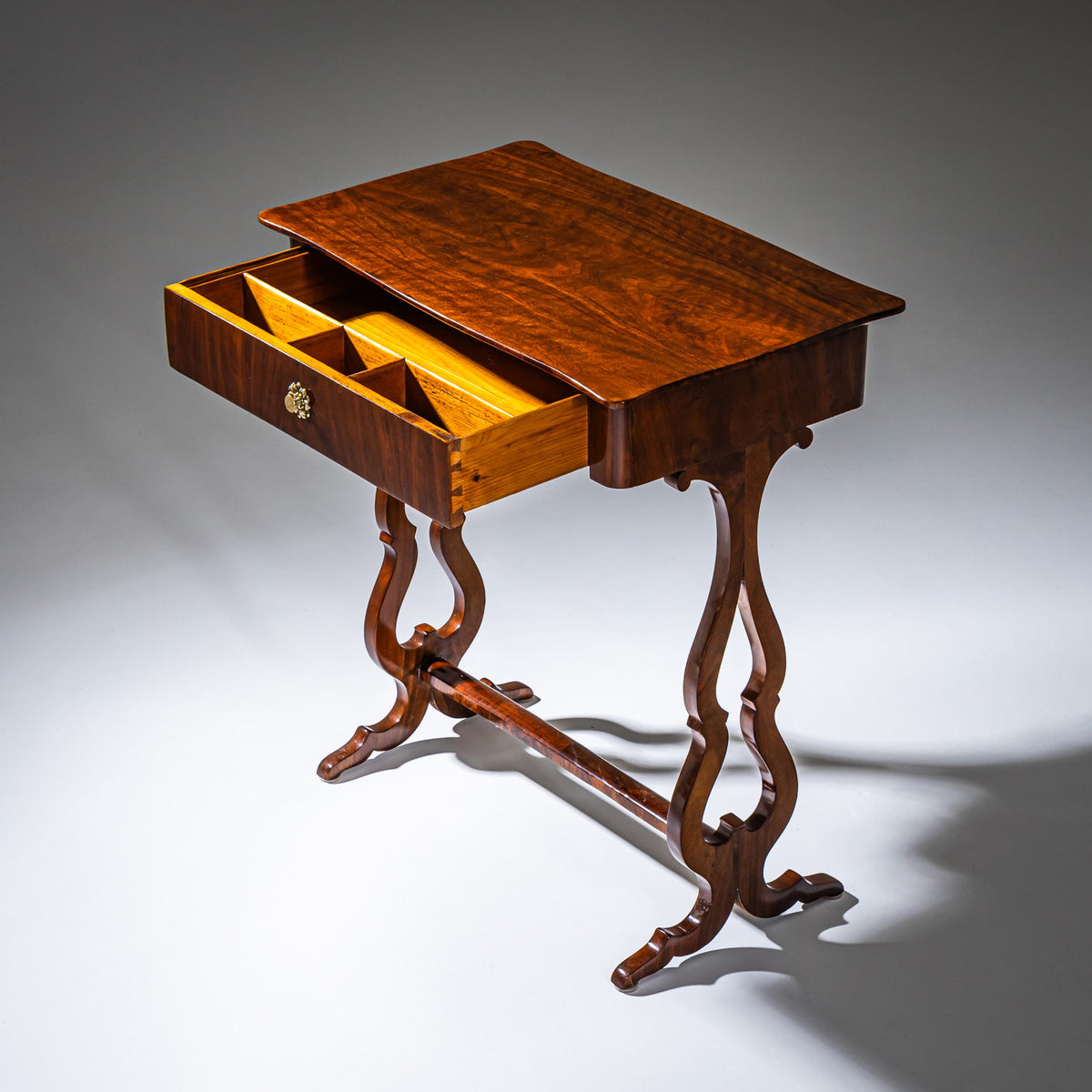 Biedermeier Nähtisch, um 1840