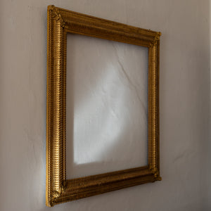 Goldpatinierter Spiegelrahmen, 19. Jahrhundert
