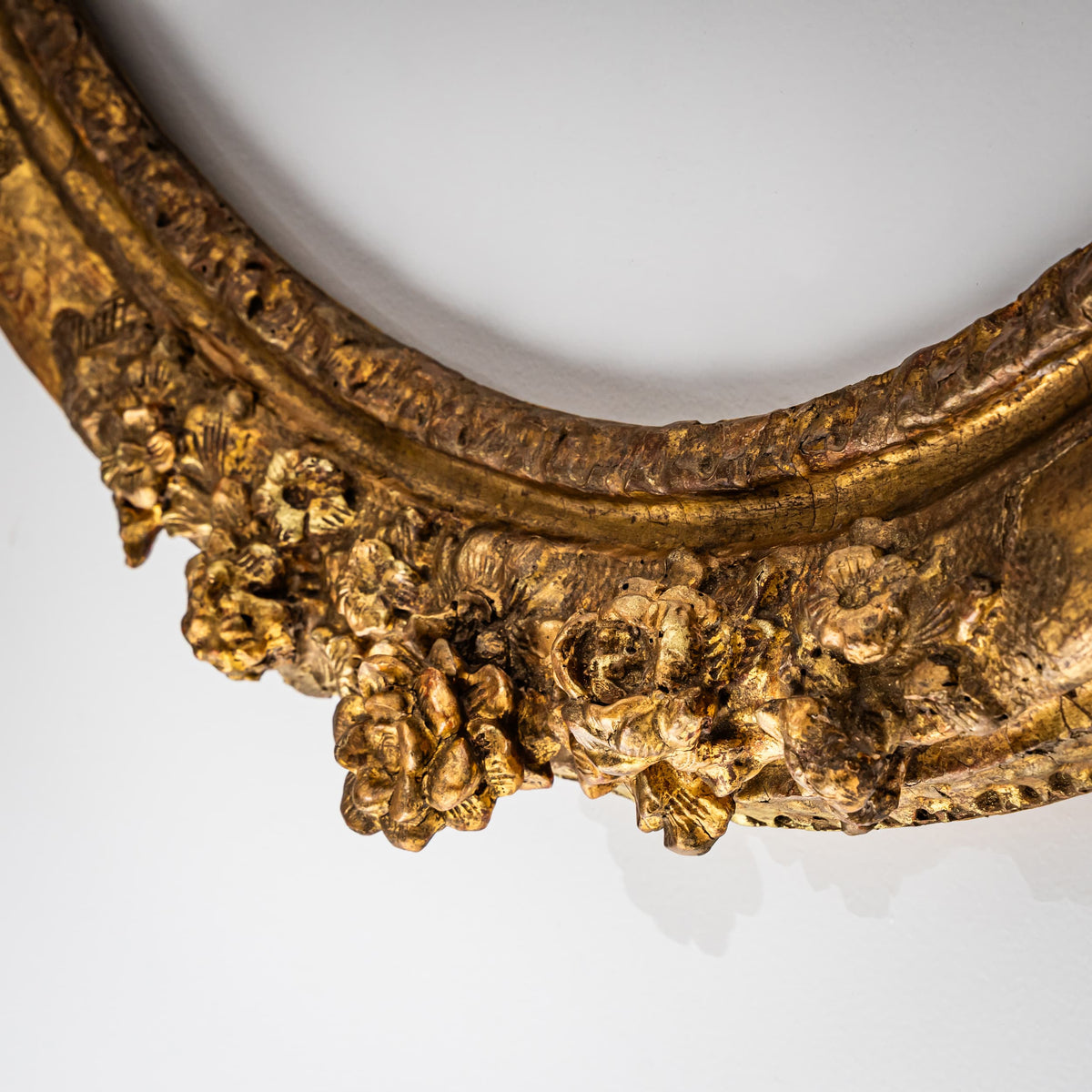Oval Gilt Louis XV Stucco Frame, France, 18th Century