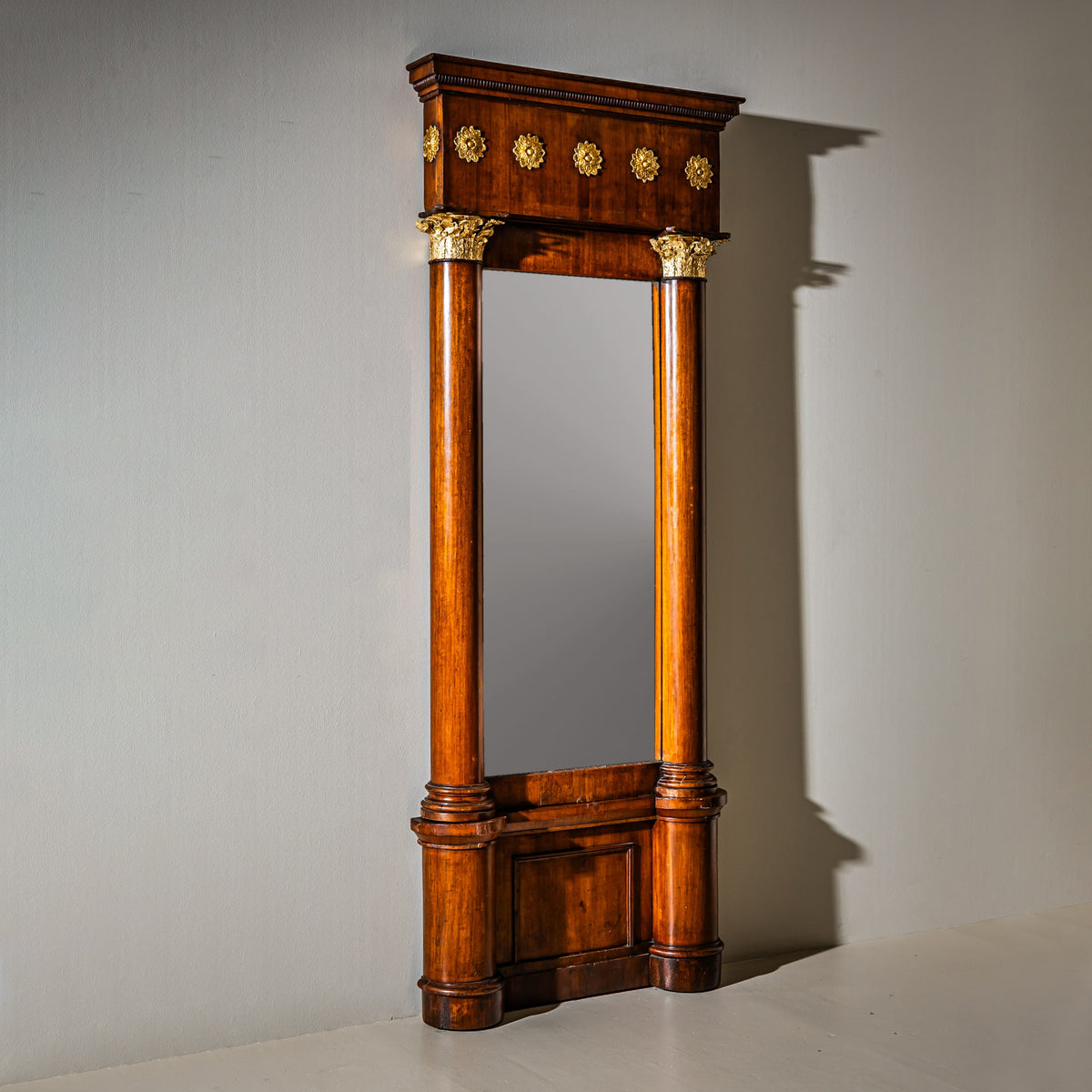 Pfeilerspiegel, bezeichnet Karl Wanschaff (1775–1848), Berlin, datiert 1812