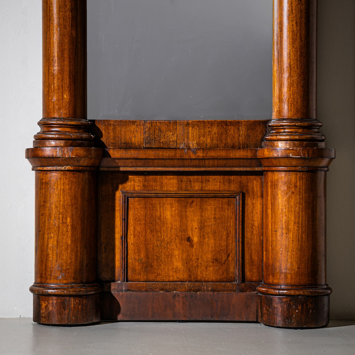 Pfeilerspiegel, bezeichnet Karl Wanschaff (1775–1848), Berlin, datiert 1812