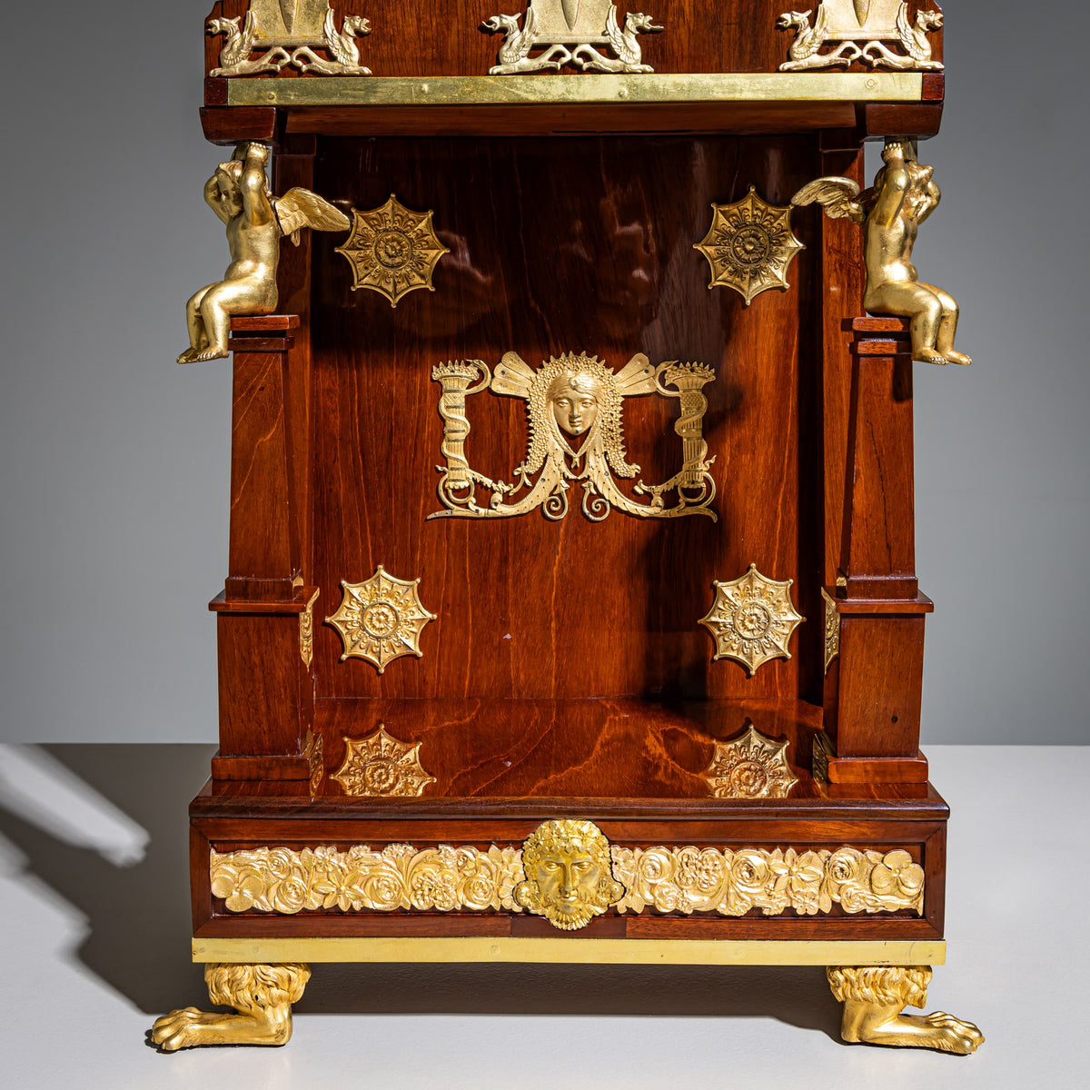 Große pyramidale Pendule von Maison Balthazard, Paris, Anfang 19. Jahrhundert