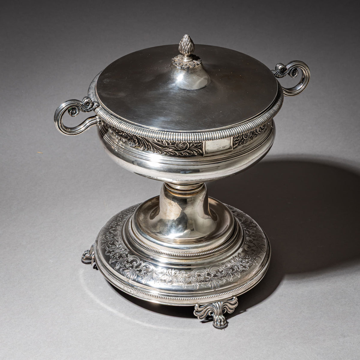 Deckelschale aus Silber, Johann George Hossauer (1794-1874), Berlin um 1835