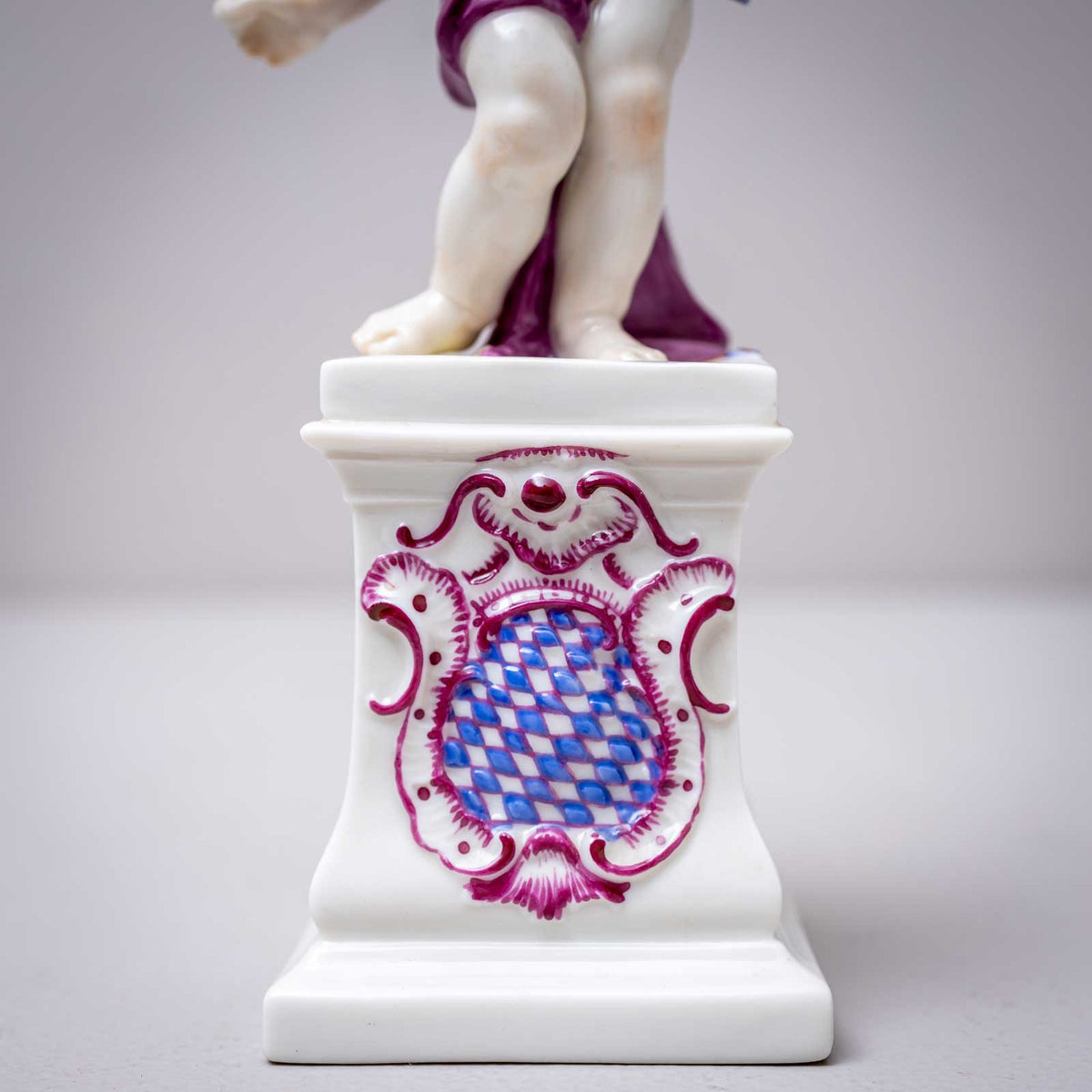 Putti as Diana and Hermes, Nymphenburg Porcelain, 1st Quarter 20th Century