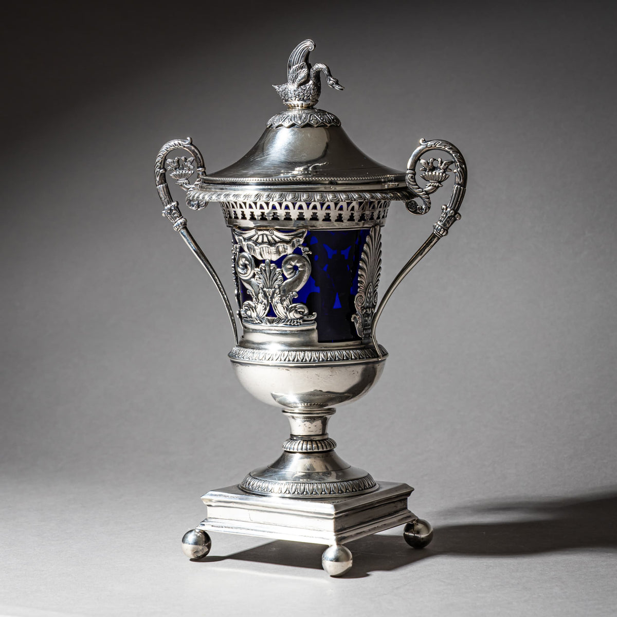 French Silver Drageoir with Cobalt Blue Glass Liner, Gilt Interior, Cahors/Toulouse, 1784–1789