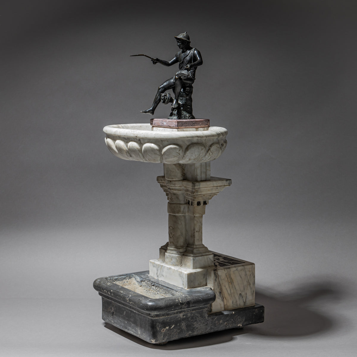Tischbrunnen mit Antikenkopie ca. 1820