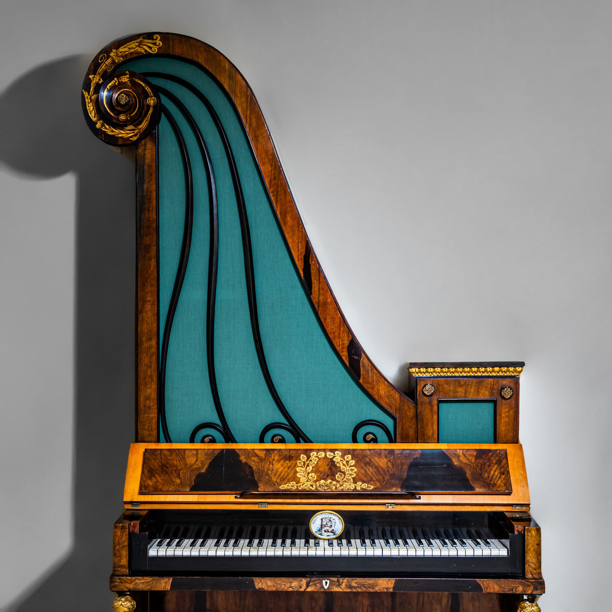 Giraffe Piano by Christoph Ehrlich zu Bamberg, around 1820