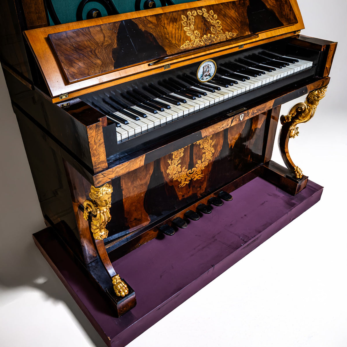 Giraffe Piano by Christoph Ehrlich zu Bamberg, around 1820