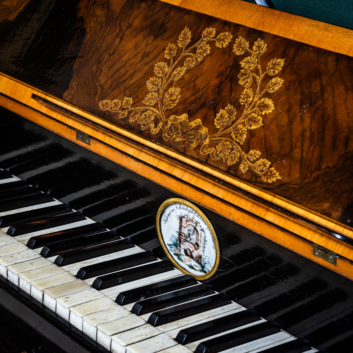 Giraffe Piano by Christoph Ehrlich zu Bamberg, around 1820