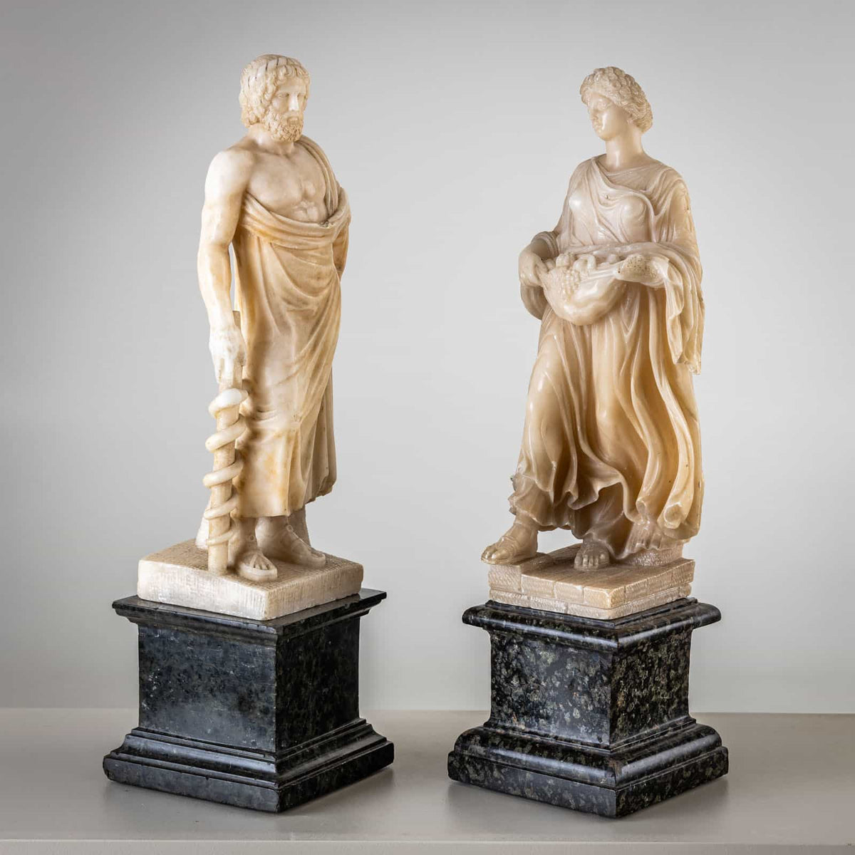 Pair of white Alabaster Sculptures, 2nd Half 19th Century