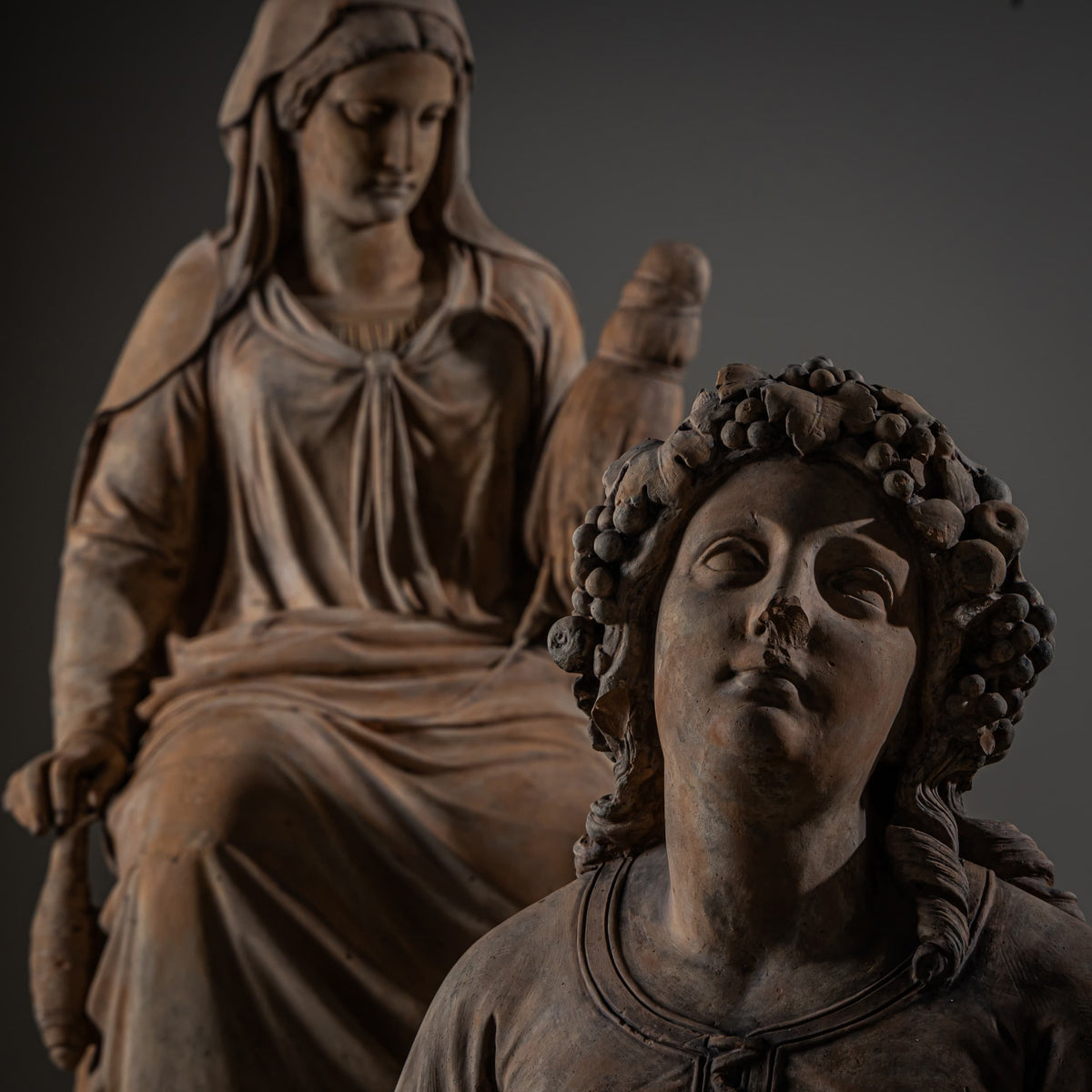 Sommer, Herbst und Winter – Terrakotta-Skulpturen, signiert und datiert Franz Melnitzky, 1855