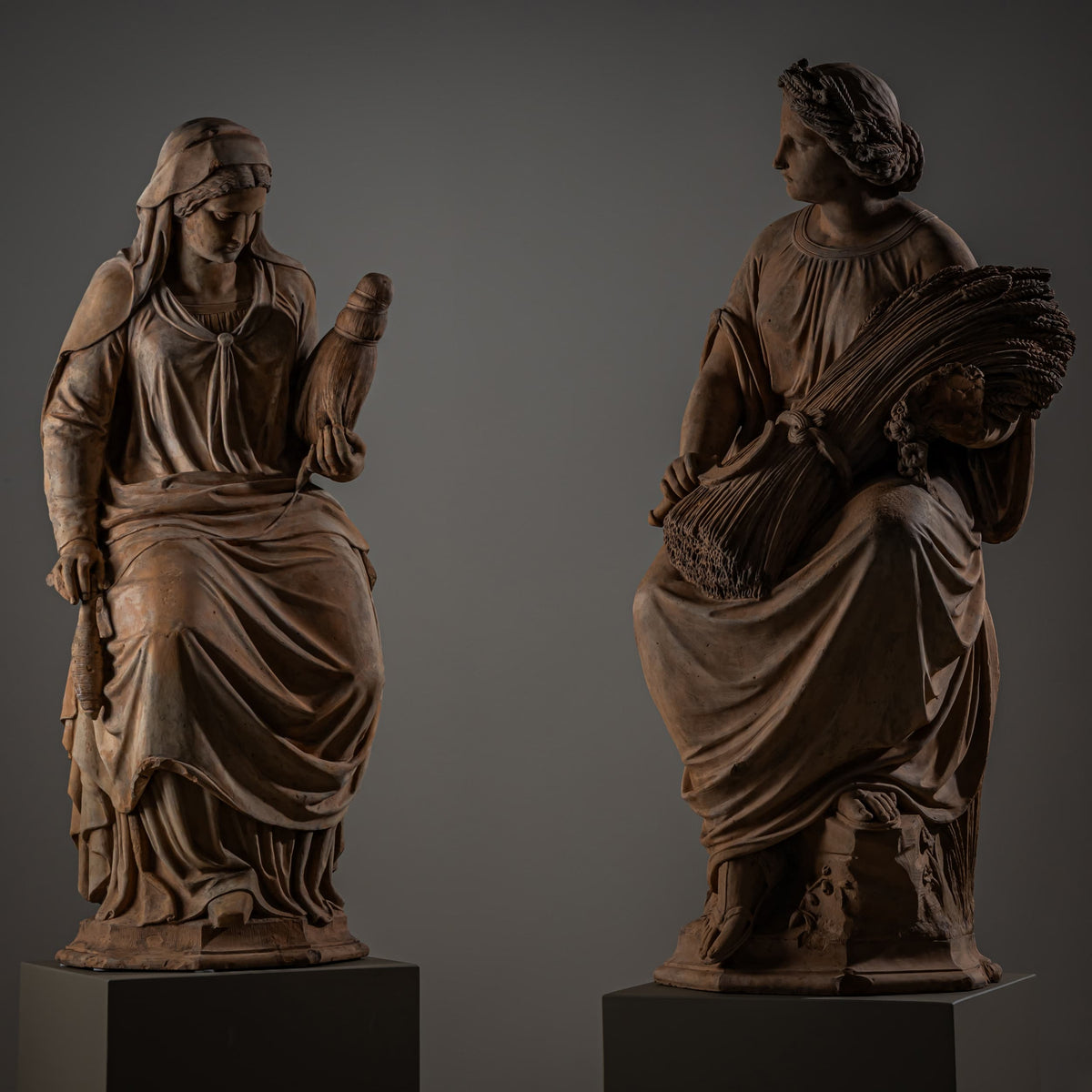 Sommer, Herbst und Winter – Terrakotta-Skulpturen, signiert und datiert Franz Melnitzky, 1855