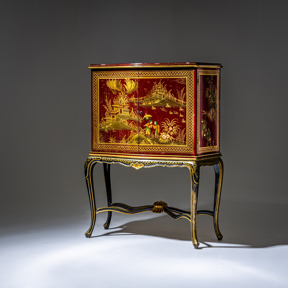 Chinoiserie Bar Cabinet in the Baroque Style, Italy, Mid-20th Century
