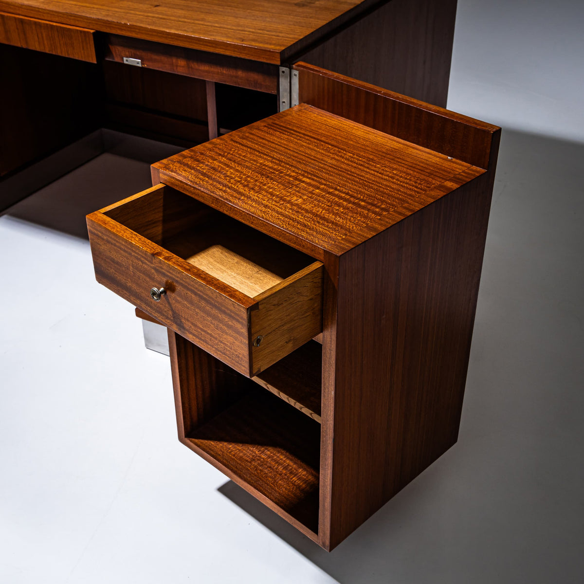 Modernistischer Schreibtisch, 1940er Jahre