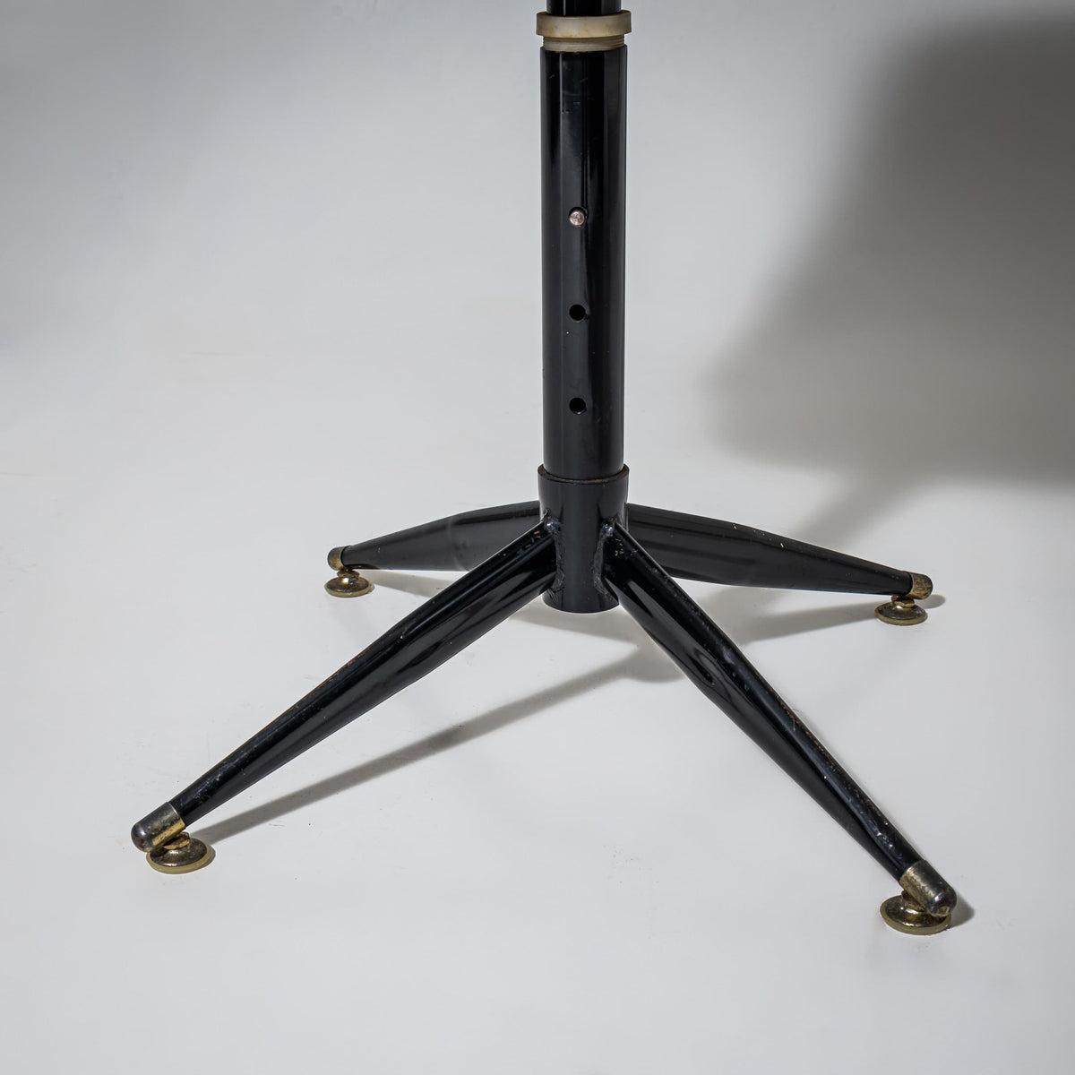 Vier grüne Mid-Century Barhocker, wohl Italien