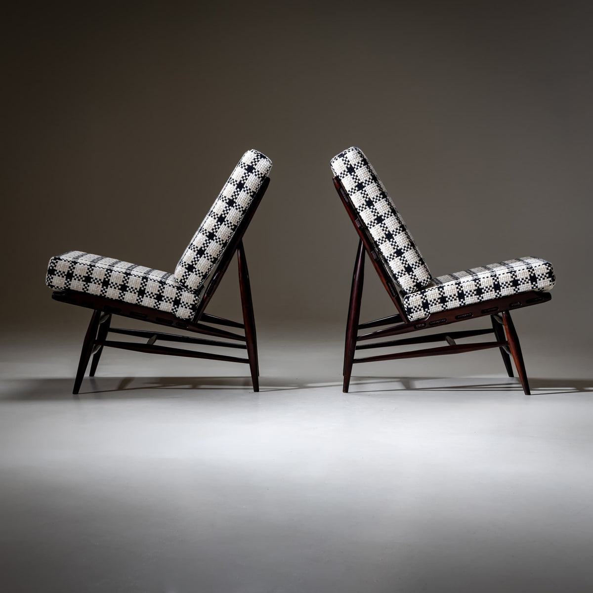 Pair of Mid-Century Lounge Chairs, Italy, 1950s