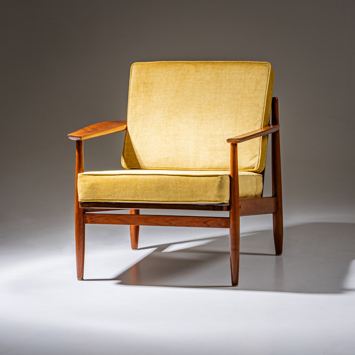 Vintage Teak Armchair, Mid-20th Century
