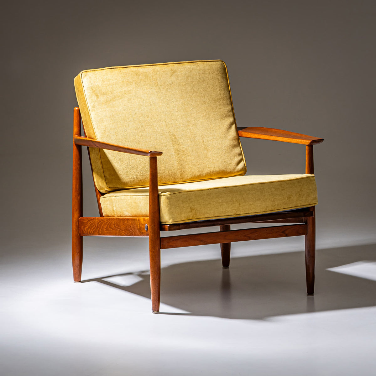 Vintage Teak Armchair, Mid-20th Century