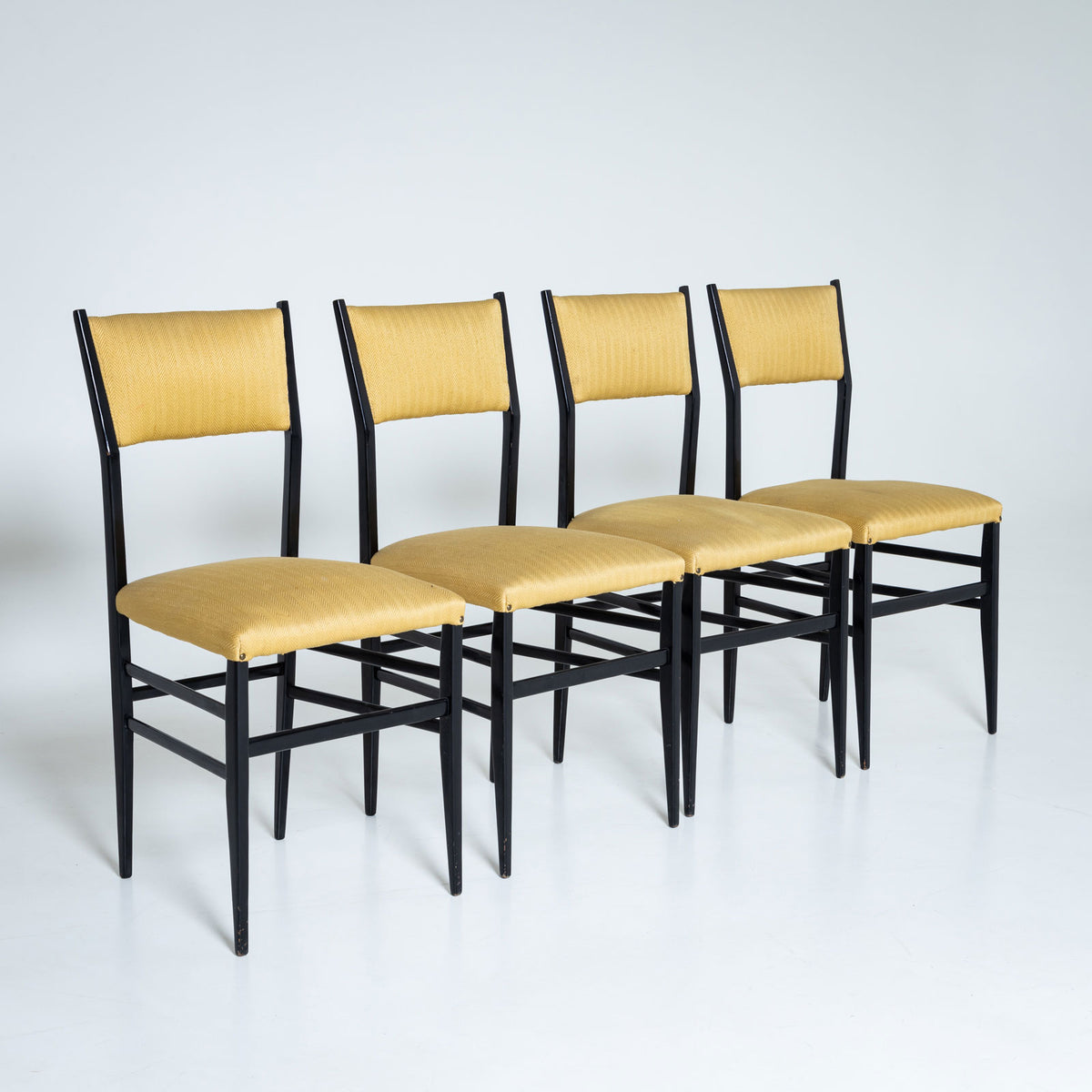 Set of six black Superleggera Chairs by Giò Ponti, Italy Mid-20th Century