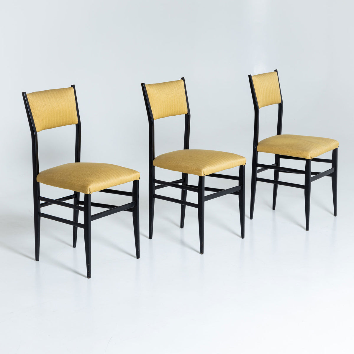 Set of six black Superleggera Chairs by Giò Ponti, Italy Mid-20th Century