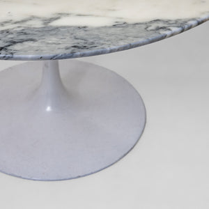 Coffee Table in the Style of Eero Saarinen's Tulip Table for Knoll, 20th Century