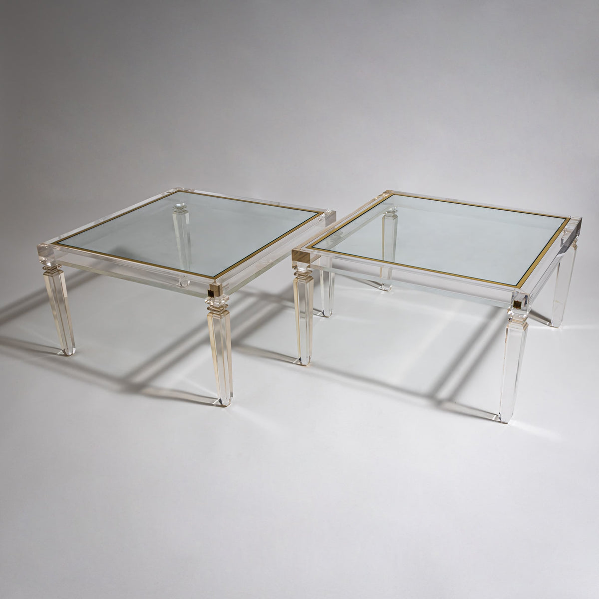 Paar quadratische Couchtische aus Plexiglas von Fabianart, Rom / Italien, Ende 20. Jahrhundert
