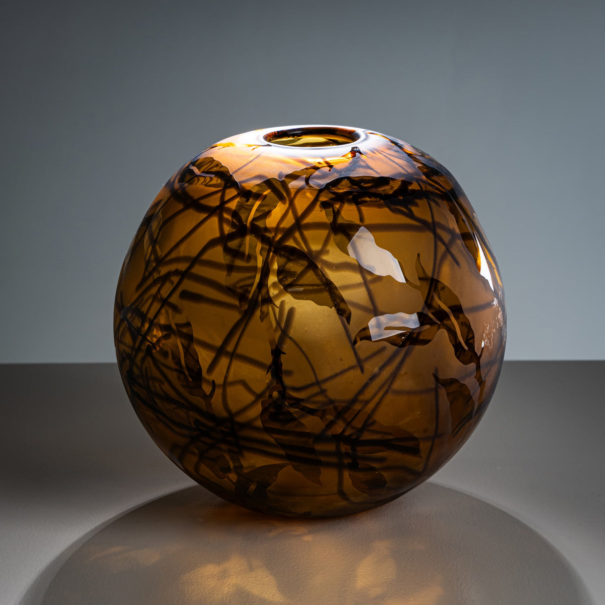 Spherical Glass Vase in the Style of Willem Heesen, Late 20th Century
