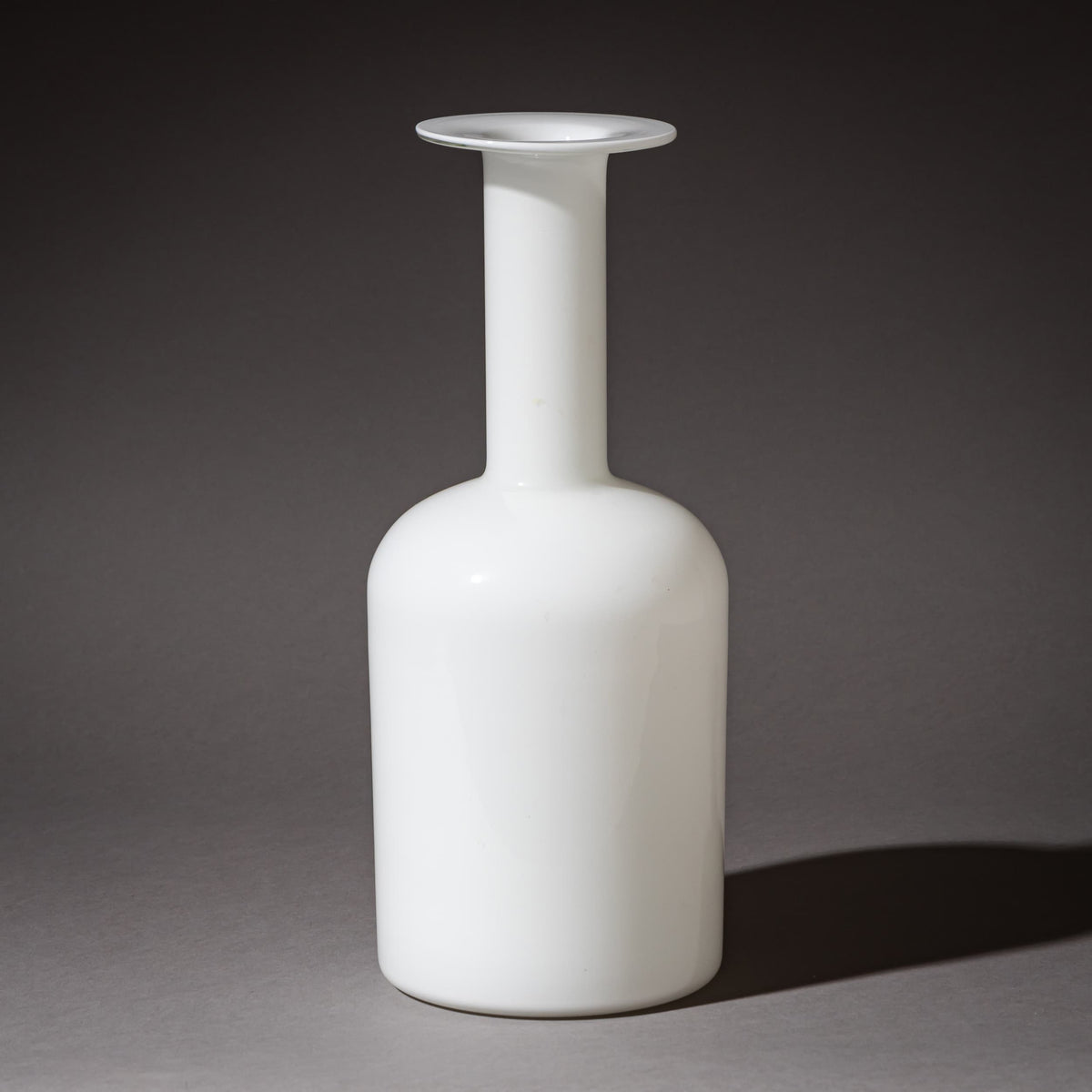 Rote und weiße Glasvasen von Otto Brauer für Holmegaard, Dänemark, 1960er Jahre