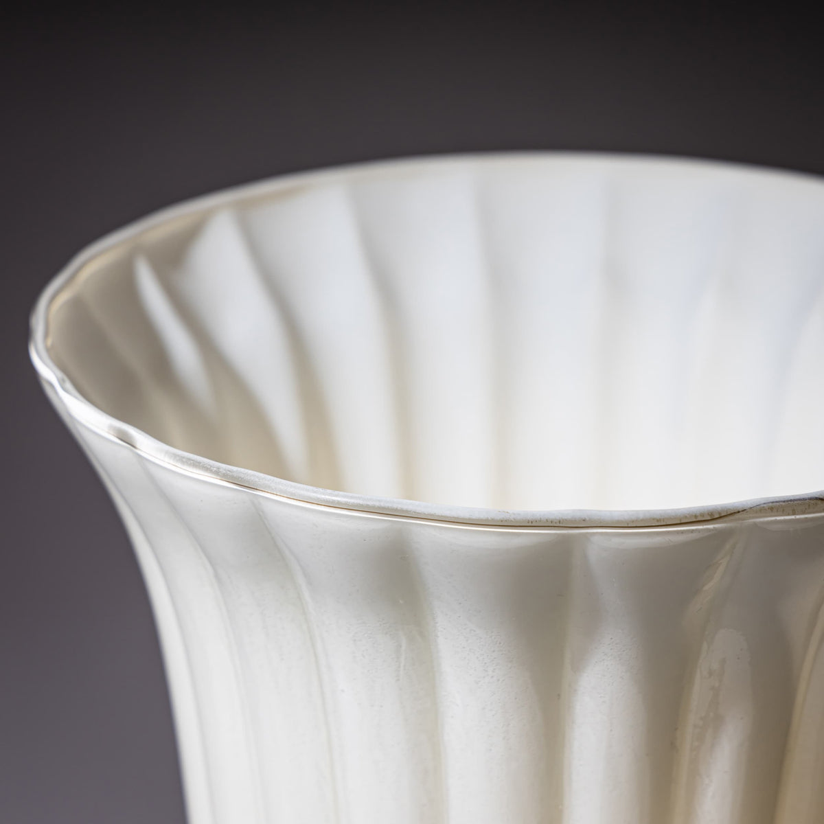 Tulip-Form Table Lamp, 20th Century