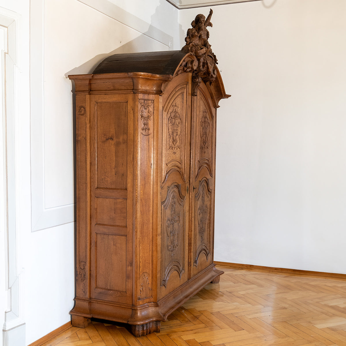 Barocker Hallenschrank, 18. / 20. Jahrhundert