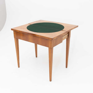 Game Table in Cherry around 1820