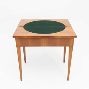 Game Table in Cherry around 1820