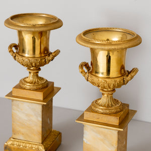 Pair of bronze Tazzas on Sienese Marble Pedestals, 19th Century